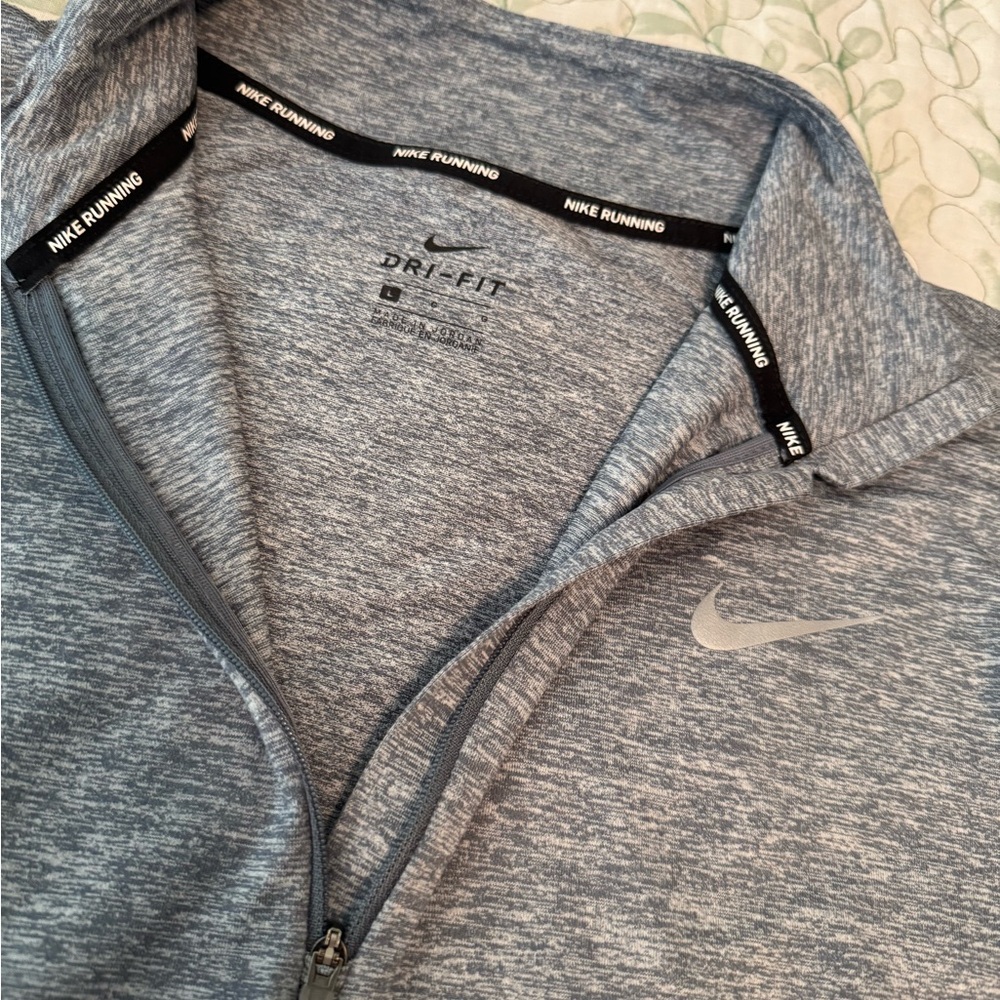 Nike running 1/4 zip - size large